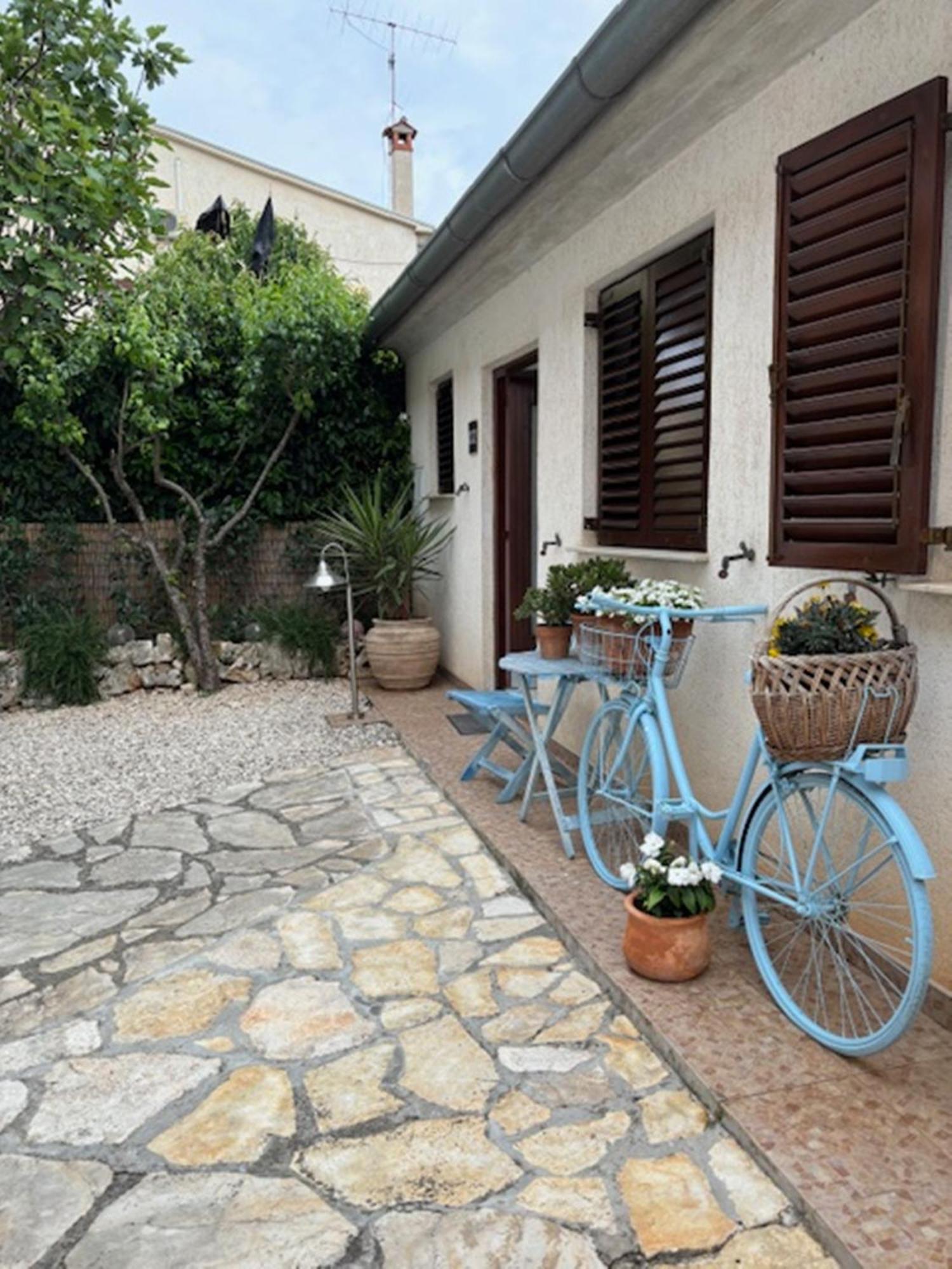 Villa B&B Marina & Parking Free 罗维尼 外观 照片